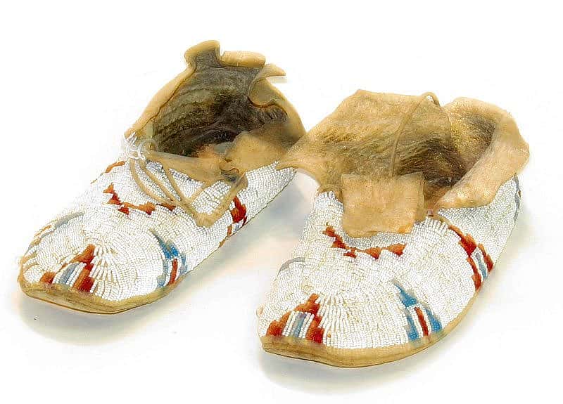 Moccasins, Paul Dyck Plains Indian Buffalo Culture Collection