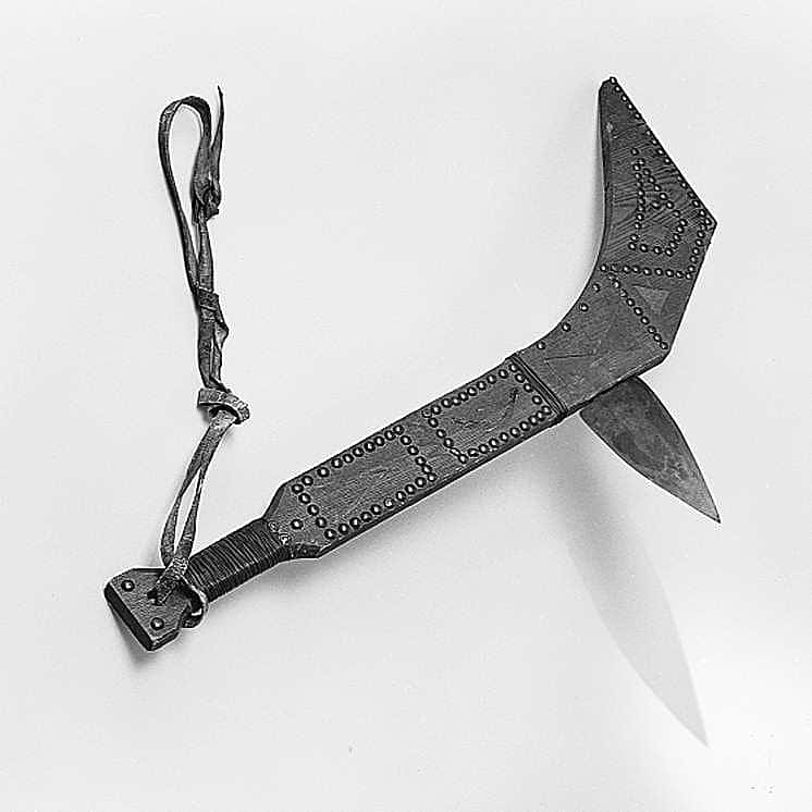 Sioux wooden war club
