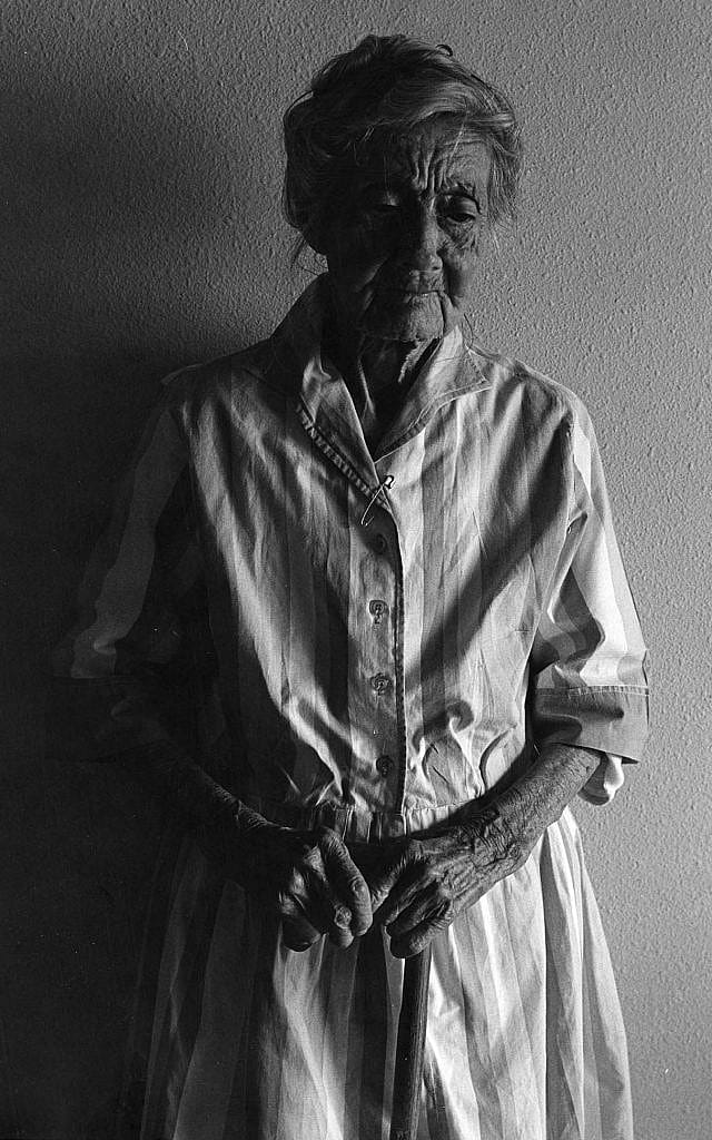 Grandma "Emma" Slack, August 1971, age 95. MS 243 James Bama Collection, McCracken Research Library. P.243.00015
