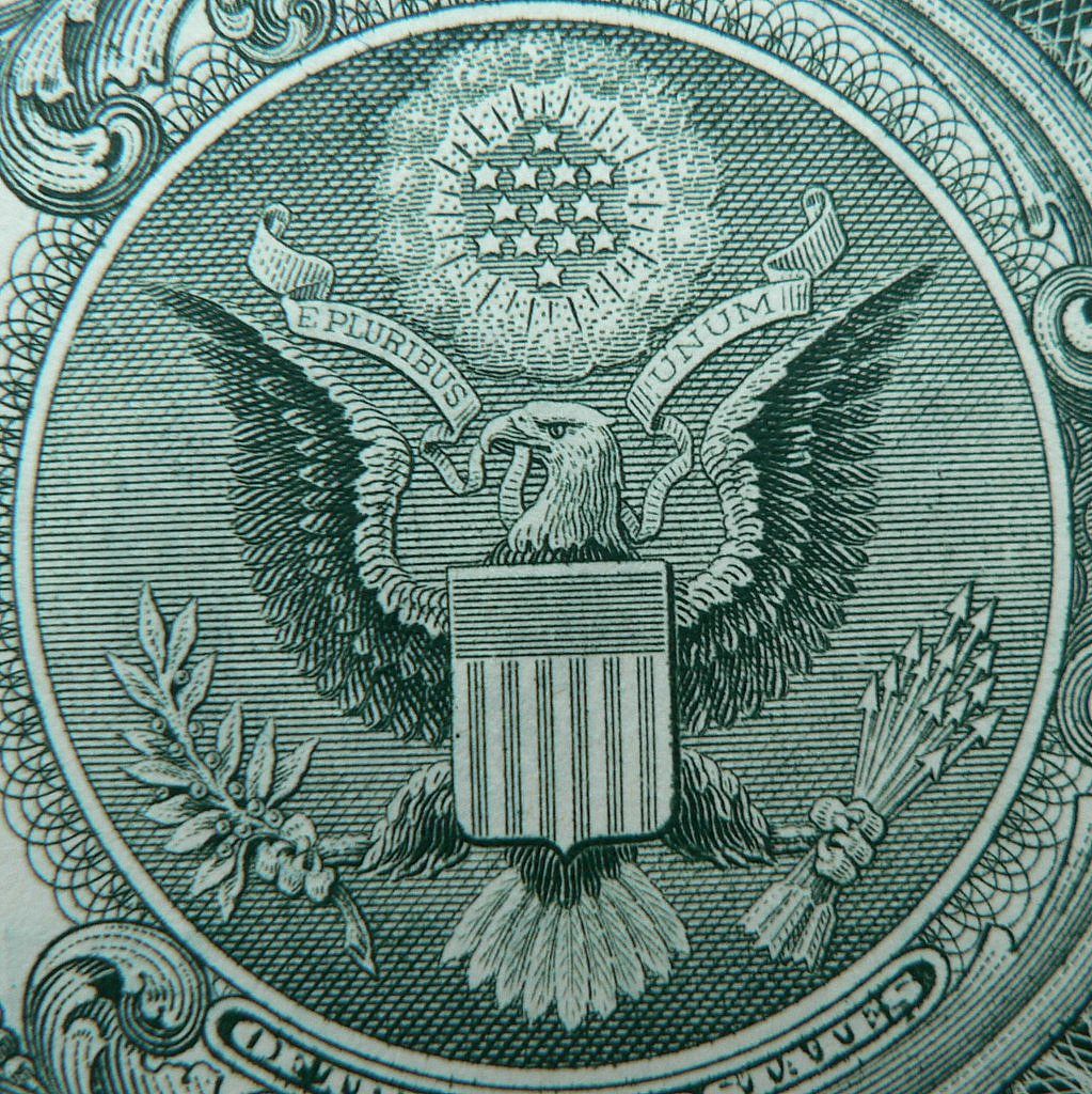 An example of how the Bald Eagle is draw on a $1.00 bill. 