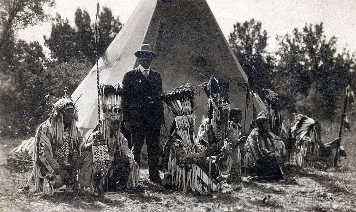 John Mountain Chief with other Blackfoot Indians of the Bull Society, cal 1905-1915. MS 320 Paul Dyck Plains Indian Buffalo Culture Collection. P.320.79