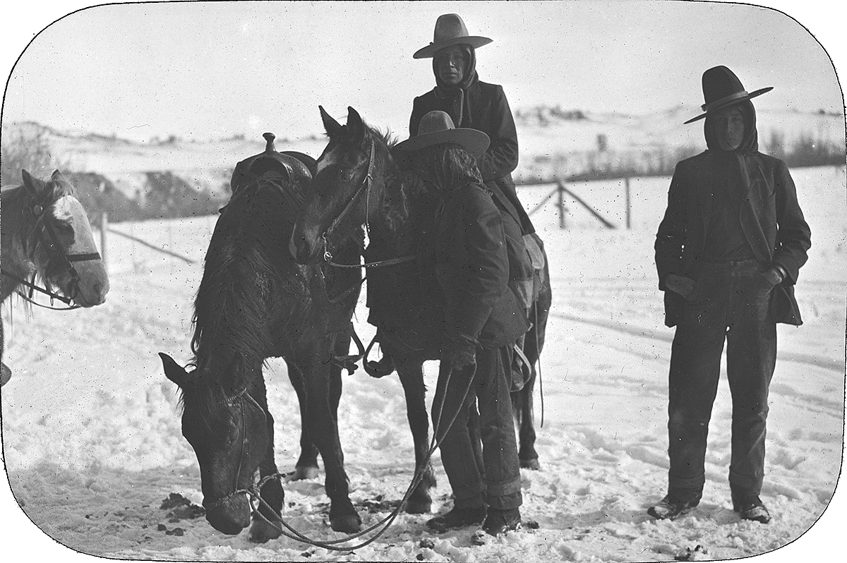 The winter season, 1903-1925. MS 95 William A. Petzoldt Lantern Slide Collection. LS.95.122