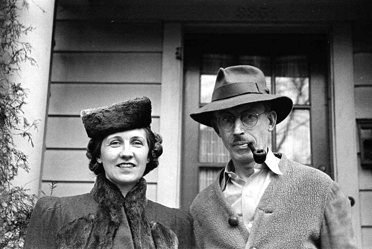 Harold McCracken with his wife, Angelyn. MS 305 Harold McCracken Photograph Collection, McCracken Research Library. N295#noneV
