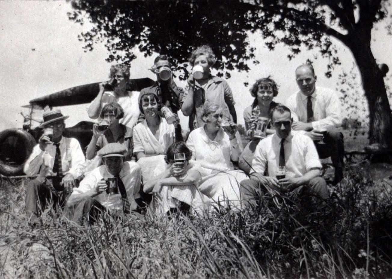 A festive group imbibing from mugs and glasses. MS 322 John Wallace Crawford Collection, McCracken Research Library. P.322.0331