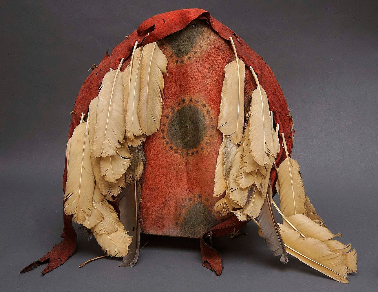 Kiowa shield, ca. 1825 - 1850. The Paul Dyck Plains Indian Buffalo Culture Collection, acquired through the generosity of the Dyck family and additional gifts of the Nielson Family and the Estate of Margaret S. Coe. NA.108.131