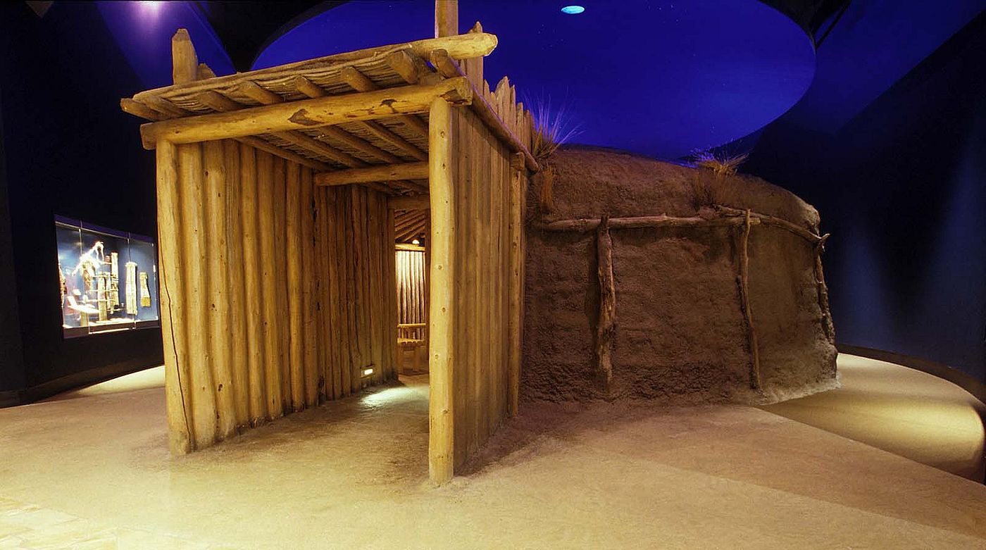 Earth lodge exhibit in the Plains Indian Museum.