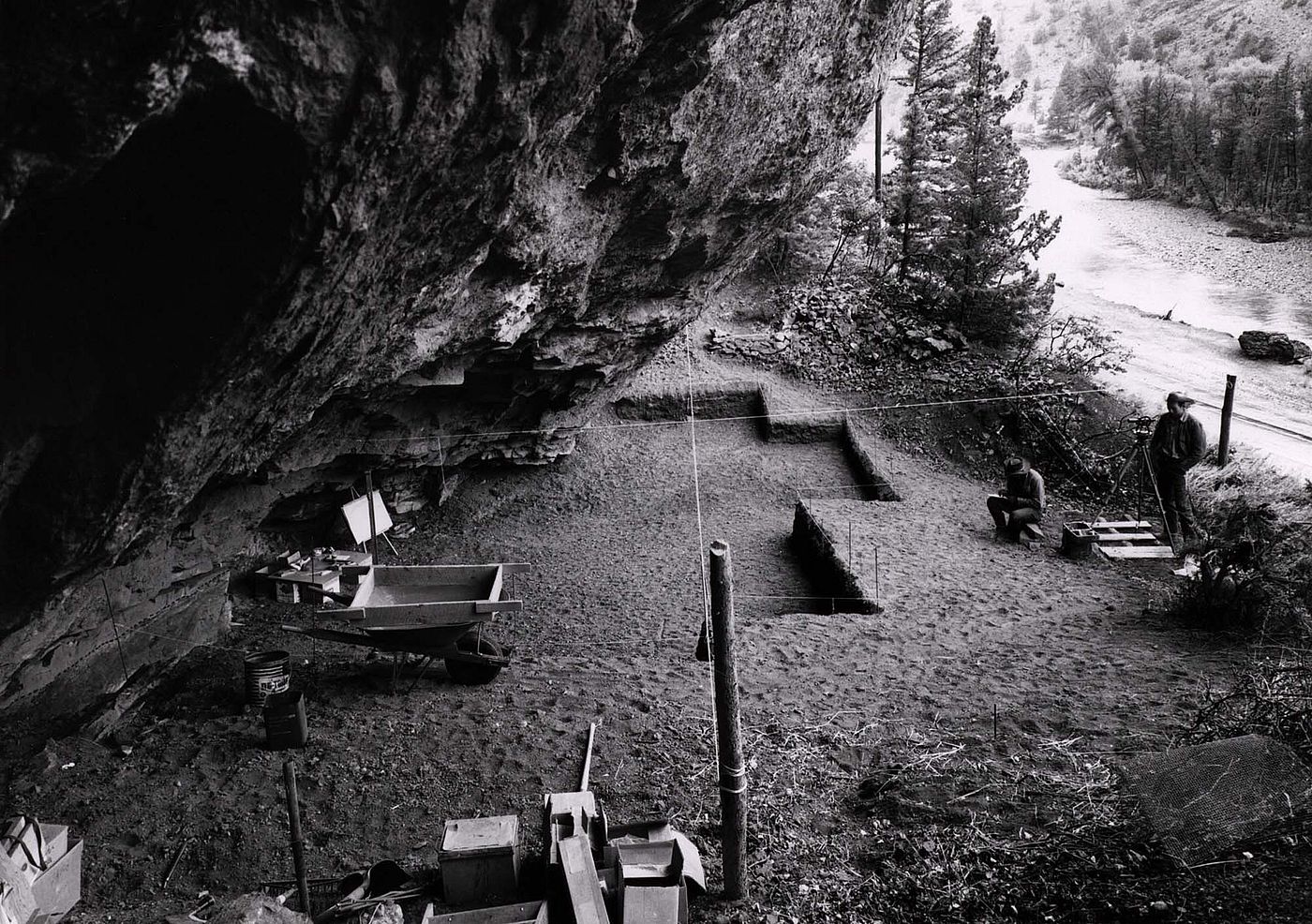 Mummy Cave excavation, 1963-1964. MS 29 Mummy Cave Collection, McCracken Research Library. P.29.503