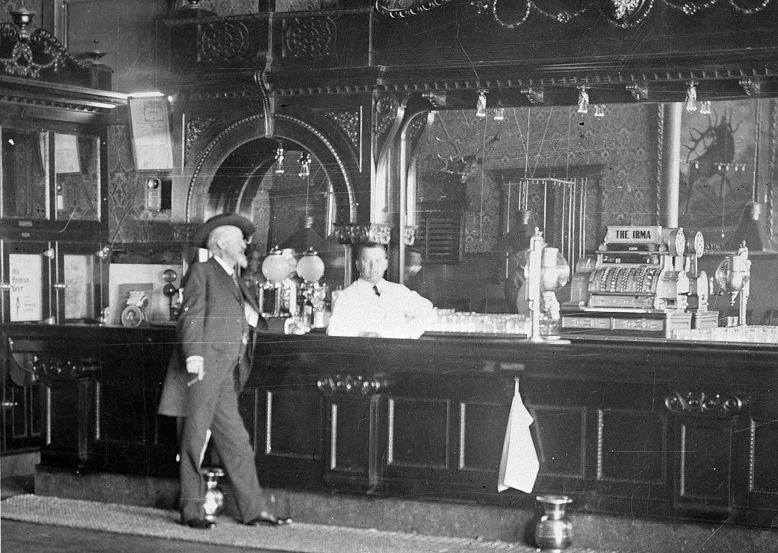 Buffalo Bill at Irma bar. PN.89.112.21262.7