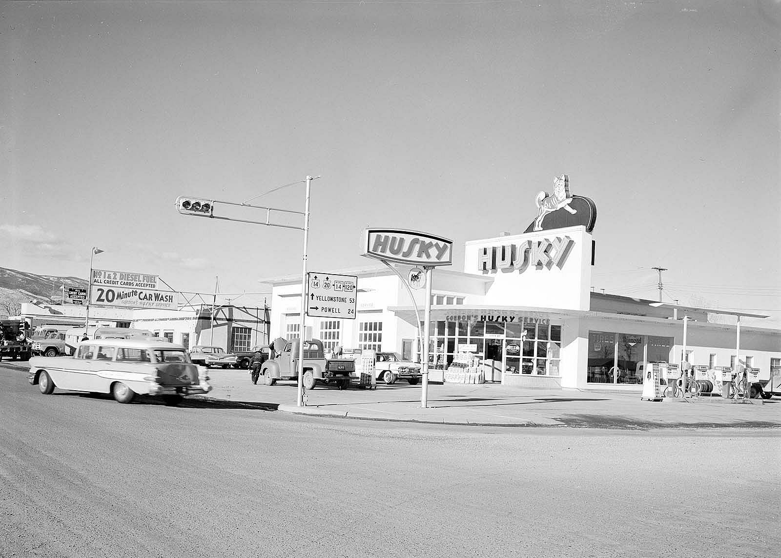 Husky Service Station, 1960. MS 89 Jack Richard Photograph Collection, McCracken Research Library. P.89.27.4496.01-N