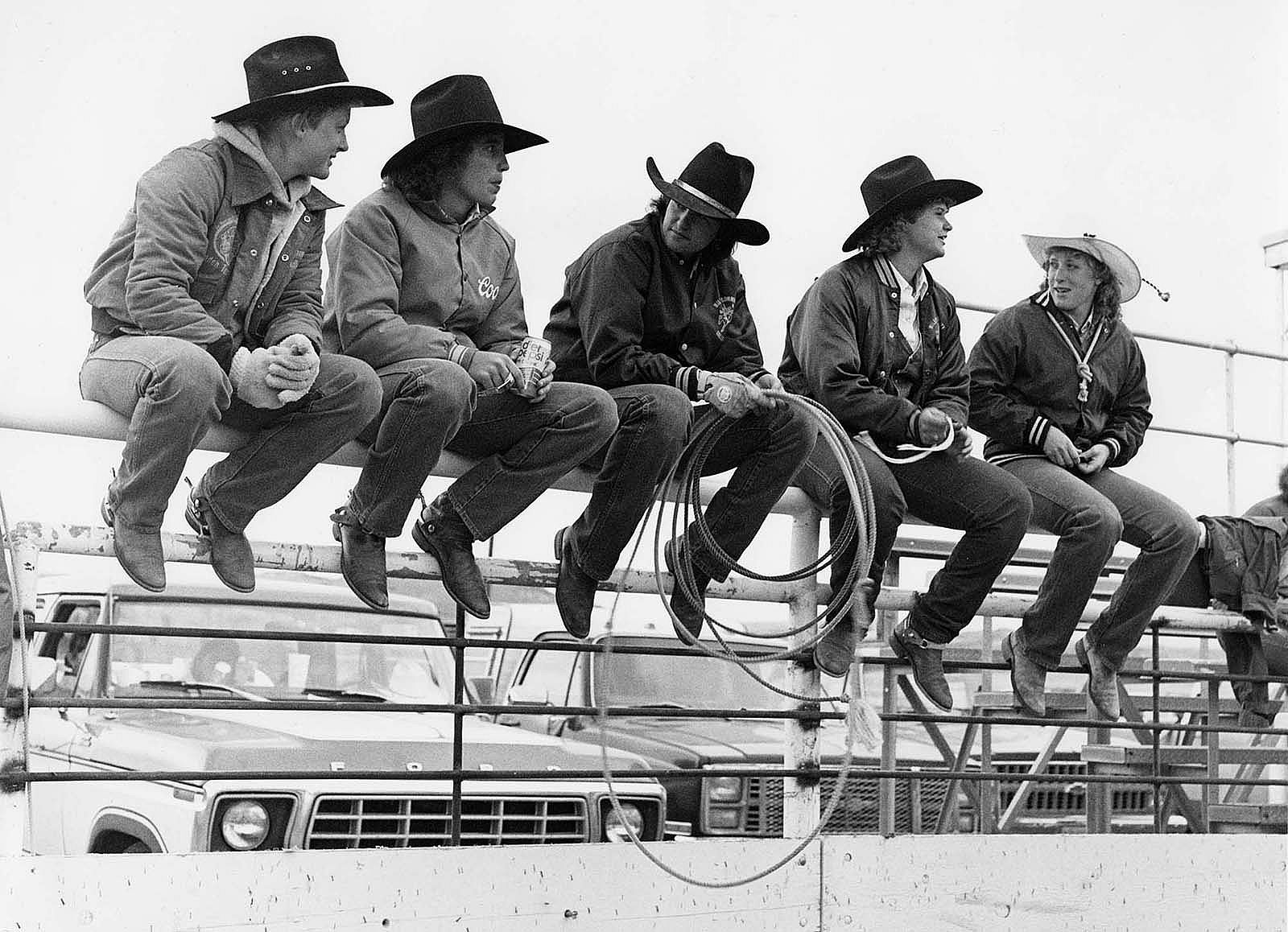 James Bama (1926 – 2022), Rodeo Riders, College Rodeo, Cody, WY, 1985. Black and white photograph. MS 243 James Bama Collection. P.243.02465