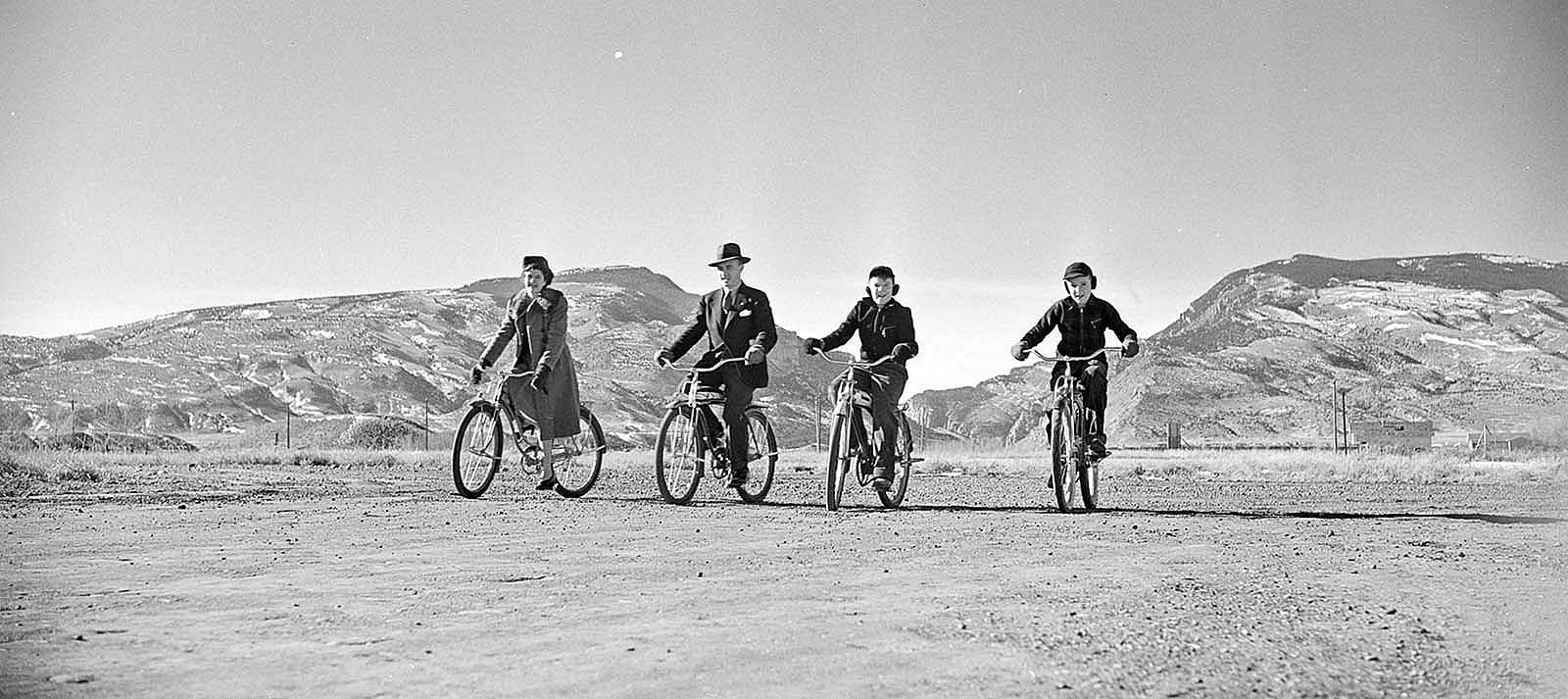 Lorna and Milward Simpson with their sons Al (L) and Pete, ca. 1940. MS 089 Jack Richard Photograph Collection, McCracken Research Library. PN.89.107.21020.02.4 (detail)