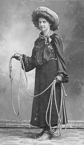 Annie Shafer, circa 1908. McCracken Research Library. P.69.1804