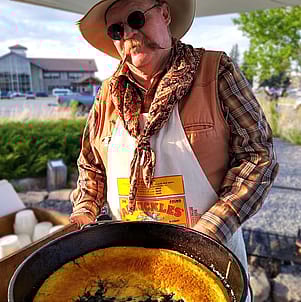 Cooky Rich shows off his delicious cobbler