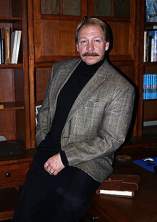The Draper's curator position, currently held by Dr. Charles R. Preston, is now funded through endowment by Willis McDonald IV.