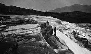 William Henry Jackson photograph of Mammoth Hot Springs. NPS 09581