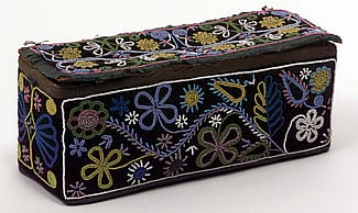 Box, Huron, Eastern Woodlands, ca. 1890. Birch bark, Commercial cardboard, velvet cloth, glass beads, cotton thread. Chandler-Pohrt Collection, Gift of Mr. William D. Weiss. NA.106.247