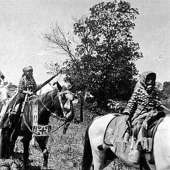 Pommel & Pistol: A brief history of handguns on horseback – Points West Online