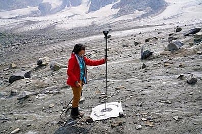Jacki Klancher using a technique called Structure from Motion Photogrammetry to image the ice surface of the Dinwoody Glacier.