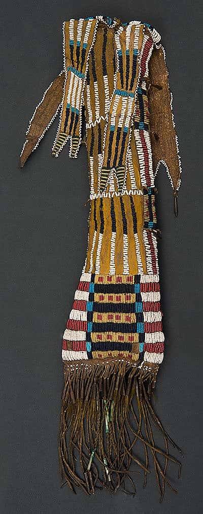 Hinono'ei (Southern Arapaho) tobacco bag, ca. 1870. Paul Dyck Plains Indian Buffalo Culture Collection. NA.504.405