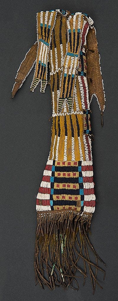 Hinono'ei (Southern Arapaho) tobacco bag, ca. 1870. Paul Dyck Plains Indian Buffalo Culture Collection. NA.504.405