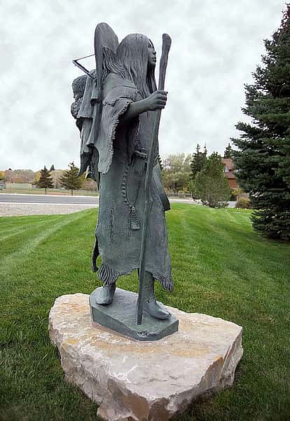 Sculpture Guide: Bird Woman (Sacagawea) by R.V. Greeves. 10.05