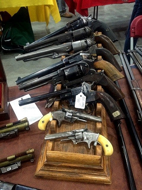 Revolvers, Winchester Gun Show
