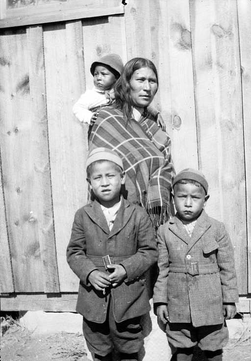 Nitrate negatives collection at the Buffalo Bill Center of the West from Marquis, Thomas Bailey, 1869-1935.