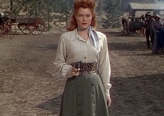 Alexis Smith as Maria Singleton in Montana (1950). Screenshot captured by Leah Madsen. Directed by Ray Enright and Raoul Walsh: Warner Bros.