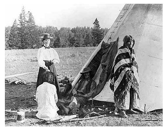 Frances Densmore with American Indians outside of a tipi, 1900. Courtesy MNopedia, Minnesota Historical Society. "Densmore, Frances (1867-1957)." Accessed January 25, 2016. http://www.mnopedia.org/person/densmore-frances-1867-1957
