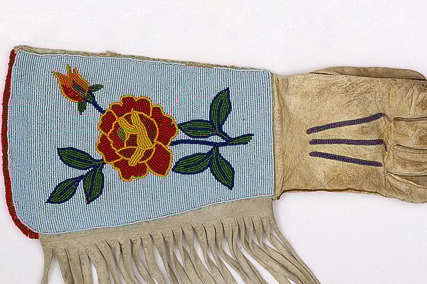 Gauntlets with Crow beadwork. 1.69.775 (detail)