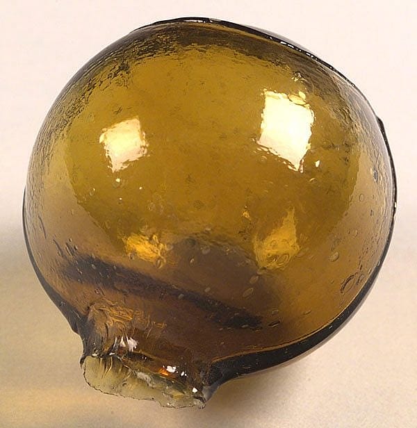 A Treasure from Our West: smooth amber glass target ball. 1.69.2590