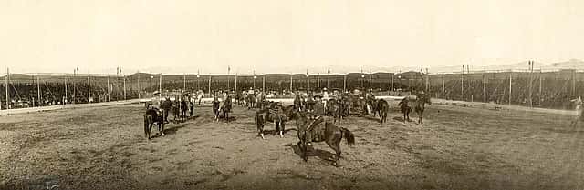 Wild West in arena, ca. 1902. MS 6 William F. Cody Collection. P.69.0875