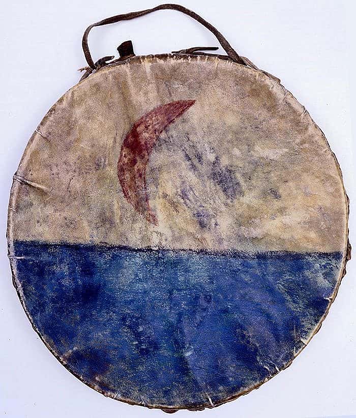 Hand drum, Chahiksichahiks (Pawnee), Oklahoma, 1885. Wood; rawhide; blue, black, and red pigments. Chandler-Pohrt Collection, Gift of Mr. William D. Weiss. NA.505.35