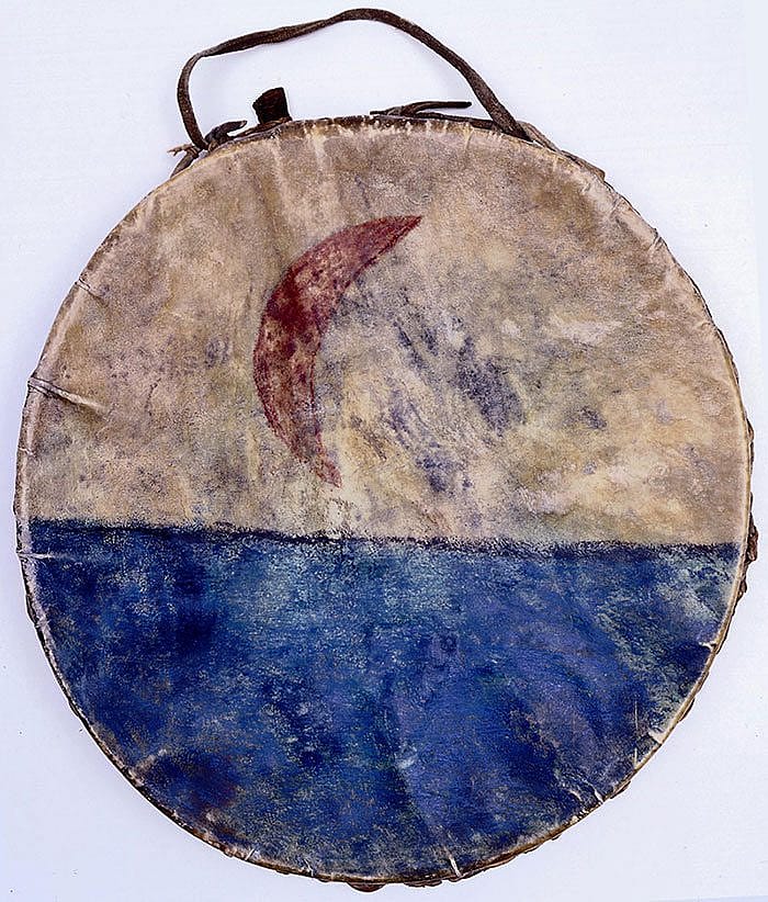 Hand drum, Chahiksichahiks (Pawnee), Oklahoma, 1885. Wood; rawhide; blue, black, and red pigments. Chandler-Pohrt Collection, Gift of Mr. William D. Weiss. NA.505.35
