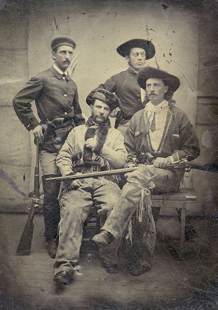 Buffalo Bill with his rifle, Lucretia