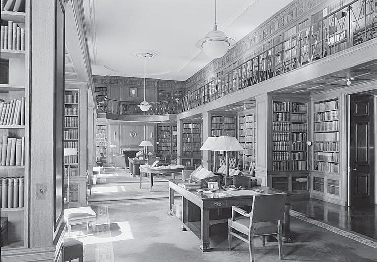 Union Club, 701 Park Avenue, New York, New York, October 24, 1935. Library of Congress Prints and Photographs Division. LC-G612-T-25137