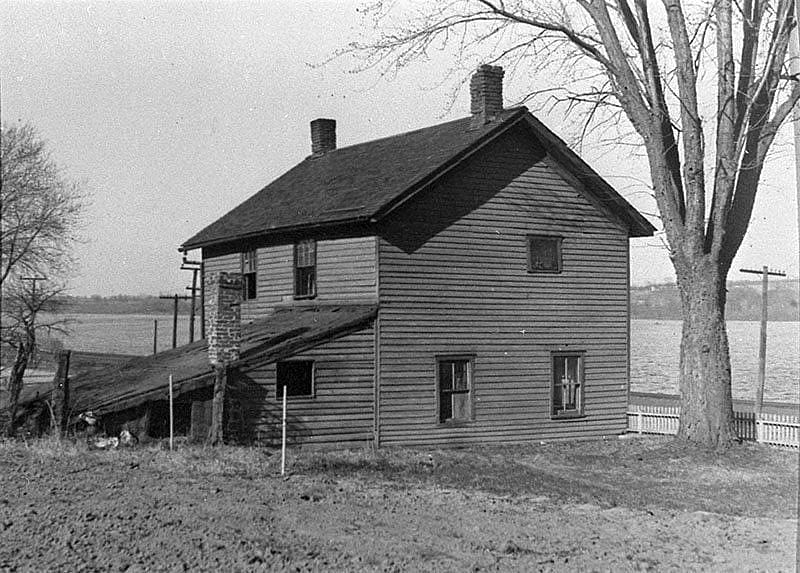 Isaac Cody (Buffalo Bill's father) home overlooking the Mississippi River at LeClaire, Iowa, ca. 1920. P.69.851