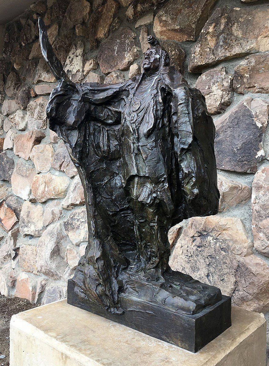 George Carlson (b. 1940). The Greeting, 1987-1988. Bronze, H 54.75 x W 28 inches. Gift of Jack and Carol O'Grady. 25.91.3