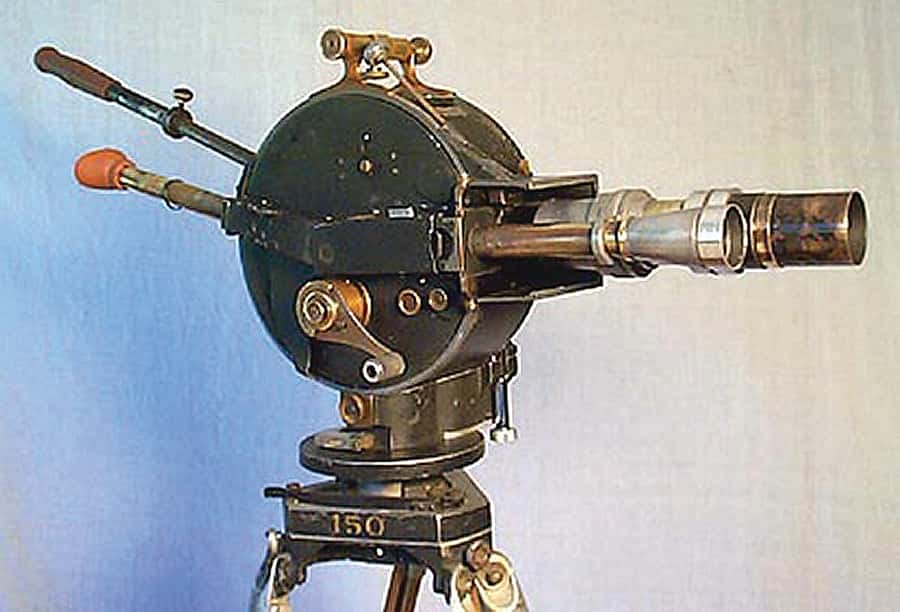 Fig. 11: The Akeley "pancake" camera. Chapman University Digital Commons. Frank Mt. Pleasant Library of Special Collections and Archives. Jonathan Silent Film Collection. MPE-P-003-36