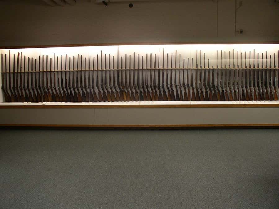 Traditional Firearms Display: 30 Linear Feet = 105 guns