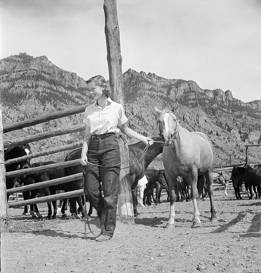 Enjoying Larry Larom's Valley Ranch along the South Fork of the Shoshone River, July 27, 1957. MS 089 Jack Richard Photograph Collection, McCracken Research Library. PN.89.18.3057.16