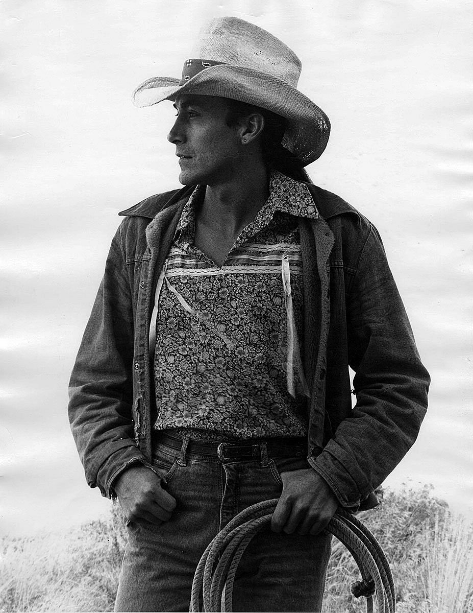 James Bama (b. 1926). Photograph, Clayton Small wearing a ribbon shirt, November 1981. MS 243 James Bama Collection. P.243.00344