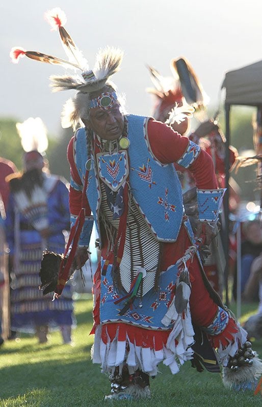 Powwow tantsud – Buffalo Bill Center ofPowwow tantsud – Buffalo Bill Center of  