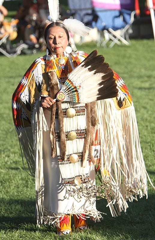 powwow dancing