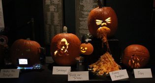 Attendees at the Buffalo Bill Center of the West’s “Hootin’ Howlin’ Halloween” Family Fun Day on October 28 can vote for their favorite jack-o-lantern, carved by Center staffers.