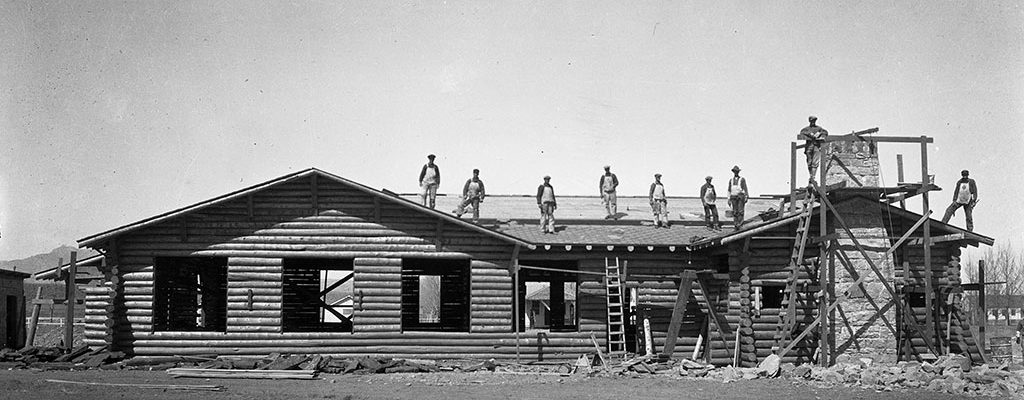 Original Buffalo Bill Museum under construction. Buffalo Bill Museum Photographs Collection. PN.228.064