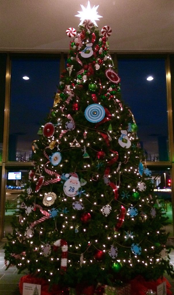 16-foot Christmas tree, 2018. Anne Marie Shriver photo.