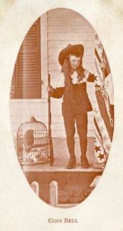 Leonard Cody Bell, about 1903. With his long curly hair and velvet suit, Cody Bell looked every inch like the character in Frances Hodgson Burnett's popular book "Little Lord Fauntleroy." MS 294 Bell Family Collection. P.294.23