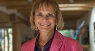 Anne Hillerman. Kitty Leaken photo.