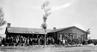 Fig. 2: Dedication of the new Buffalo Bill Museum, Cody, Wyoming, July 4, 1927. F.J. Hiscock photo. MS 228 Buffalo Bill Museum Photographs Collection, McCracken Research Library. PN.228.111
